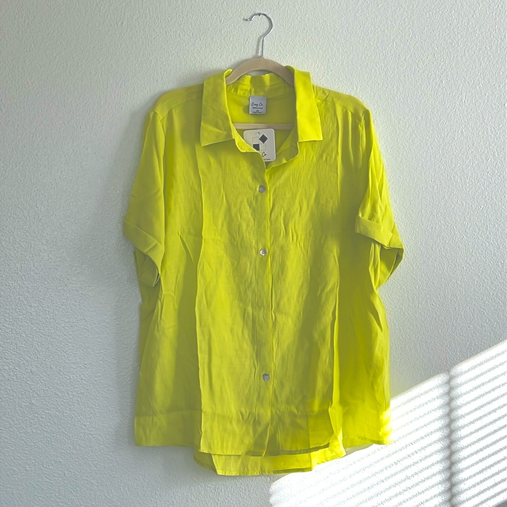 Button down collared linen feel top, size 2X
